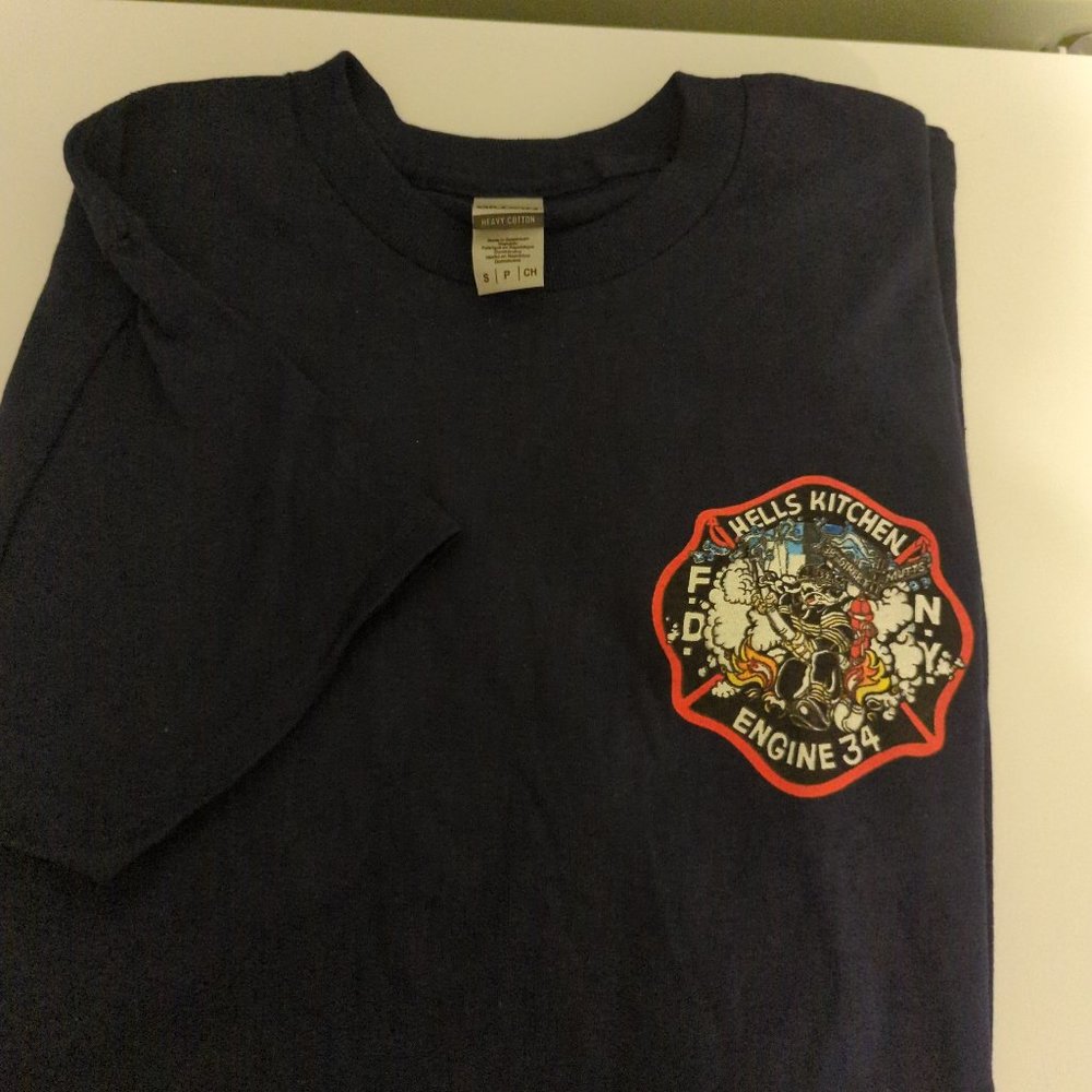 FDNY ENGINE 34 UNISEX TSHIRT - Picture 1 of 2